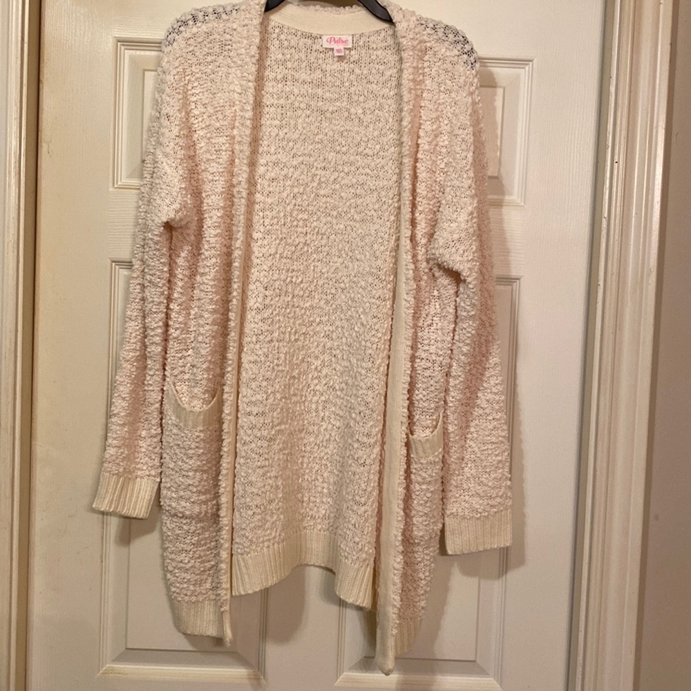PULSE BOUTIQUE POPCORN IVORY CARDIGAN SIZE M/L